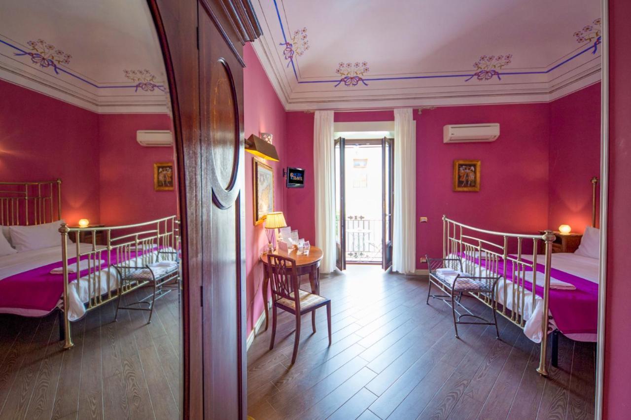 סנטו סטפאנו די קמאסטרה The Palace B&B And Apartments מראה חיצוני תמונה