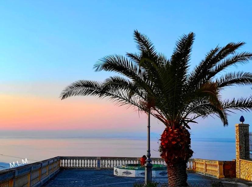 סנטו סטפאנו די קמאסטרה The Palace B&B And Apartments מראה חיצוני תמונה