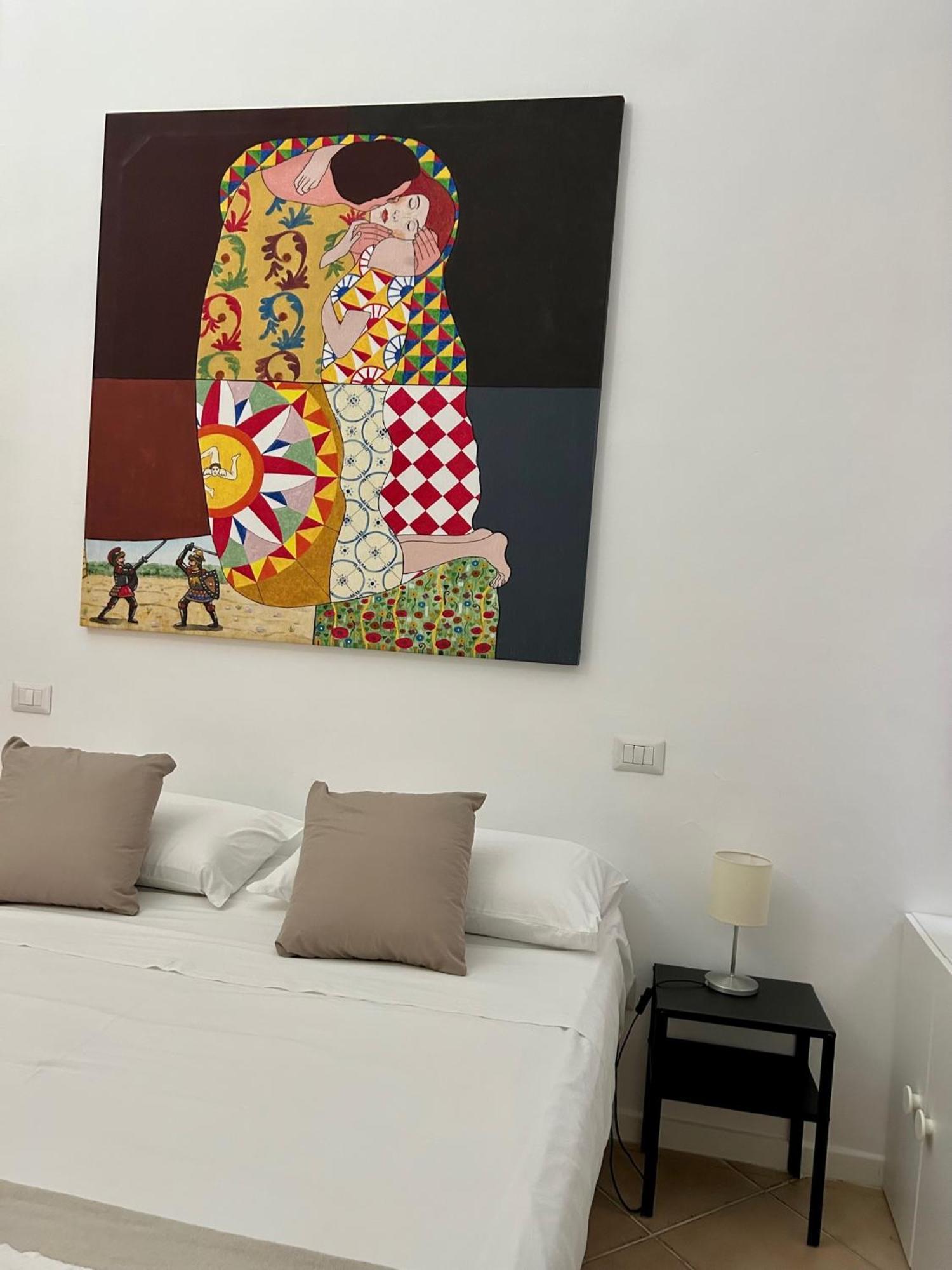 סנטו סטפאנו די קמאסטרה The Palace B&B And Apartments מראה חיצוני תמונה