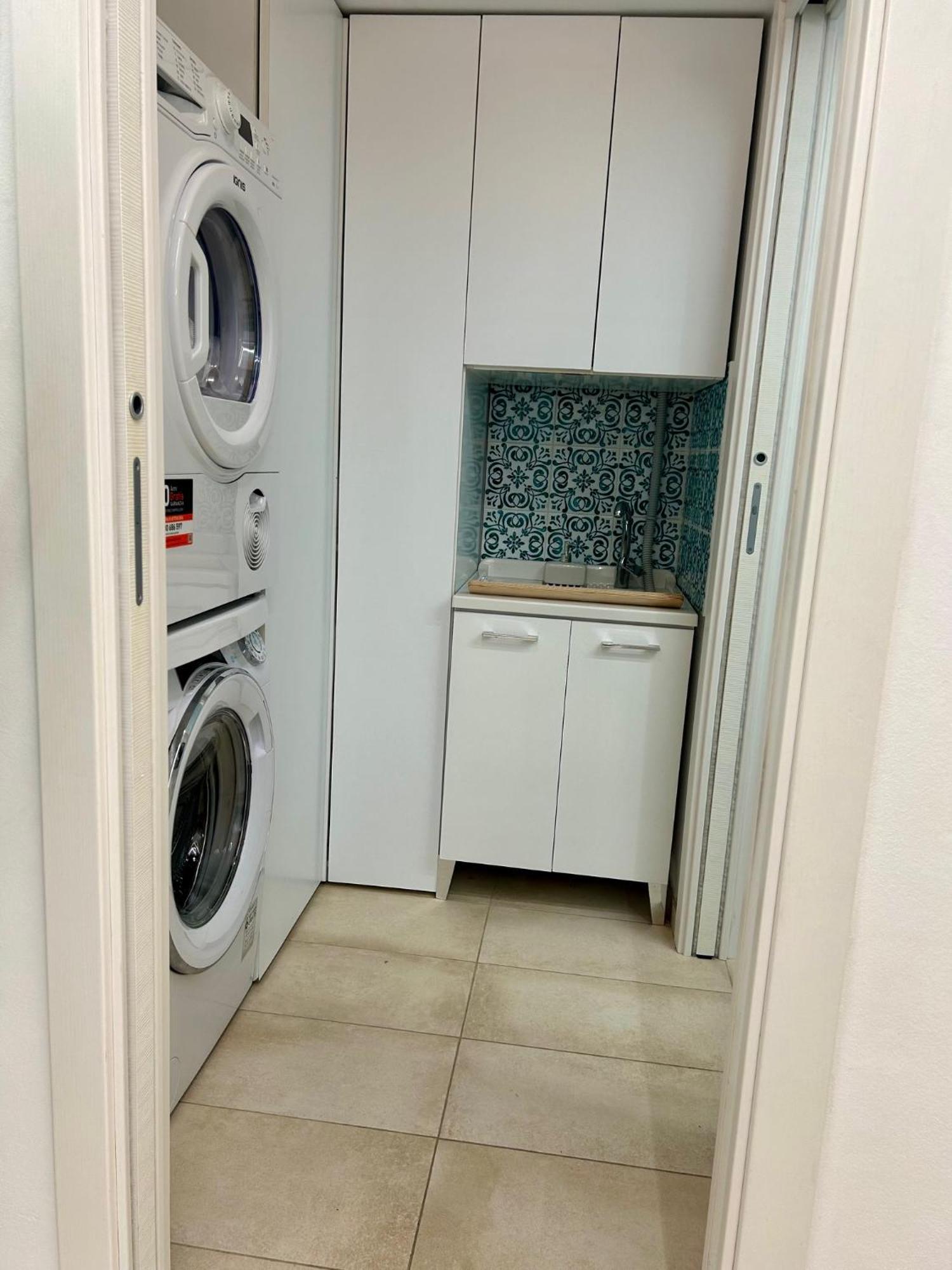 סנטו סטפאנו די קמאסטרה The Palace B&B And Apartments מראה חיצוני תמונה